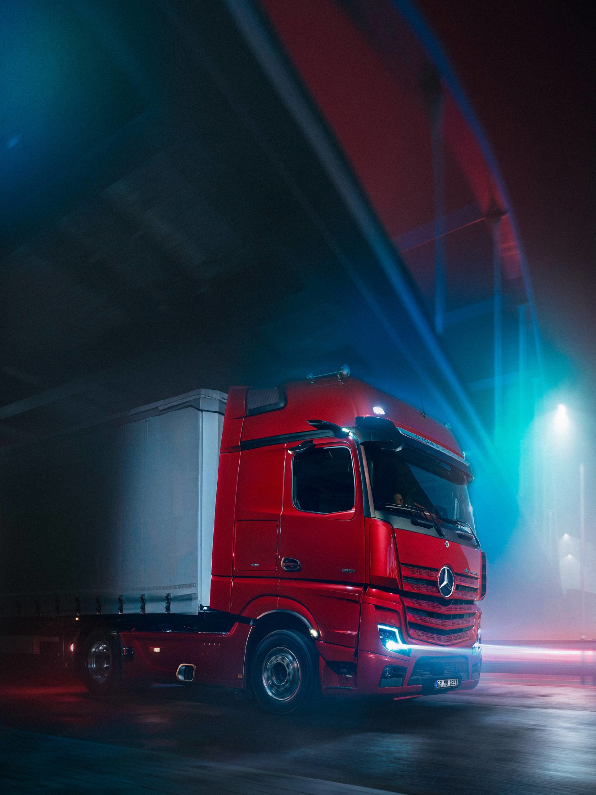 Mercedes-Benz Türk yılın ilk beş ayında en çok kamyon ihraç eden şirket oldu