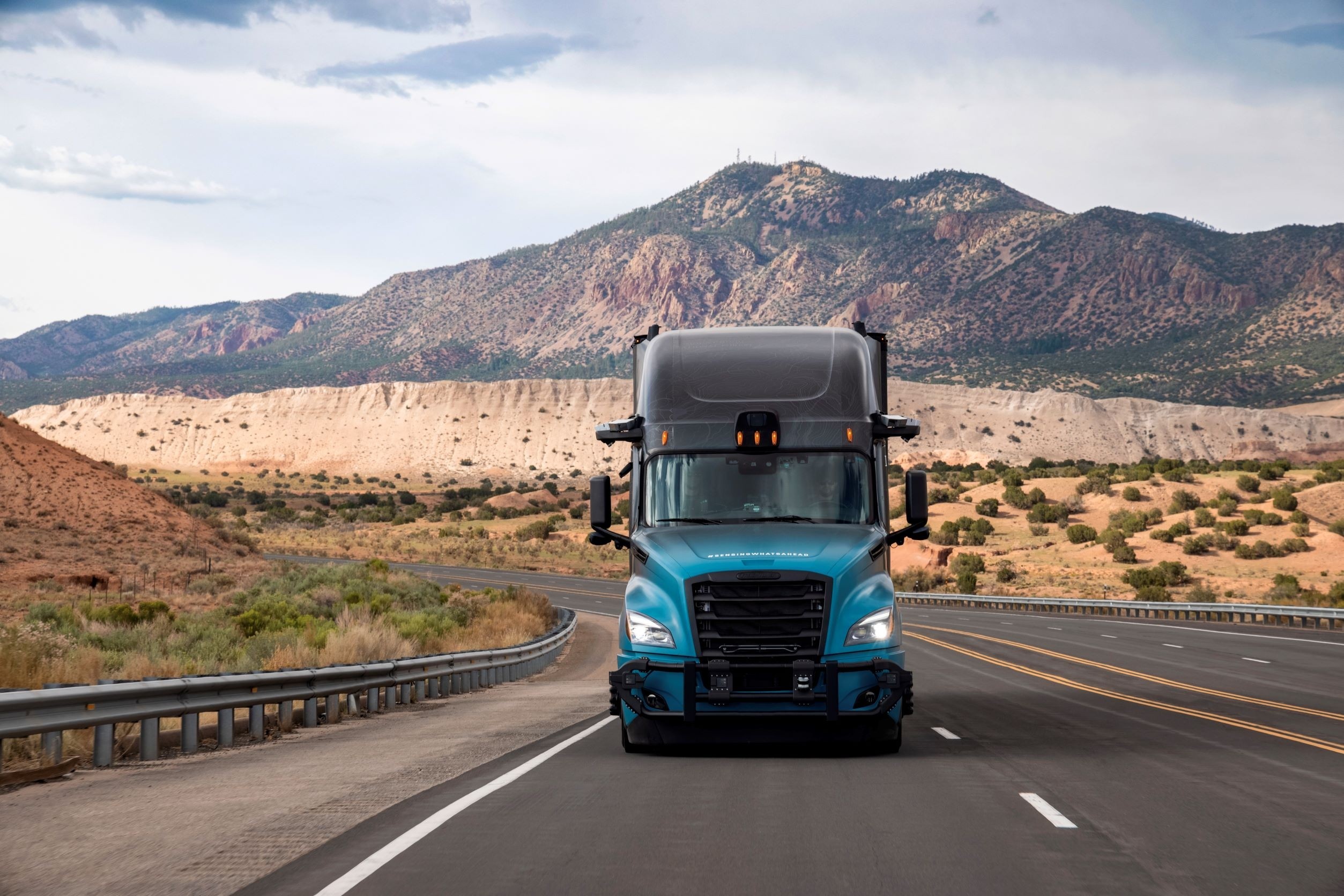 Otonom kamyon taşımacılığı sistemlerini geliştirme çalışmaları tüm hızıyla devam ediyor
