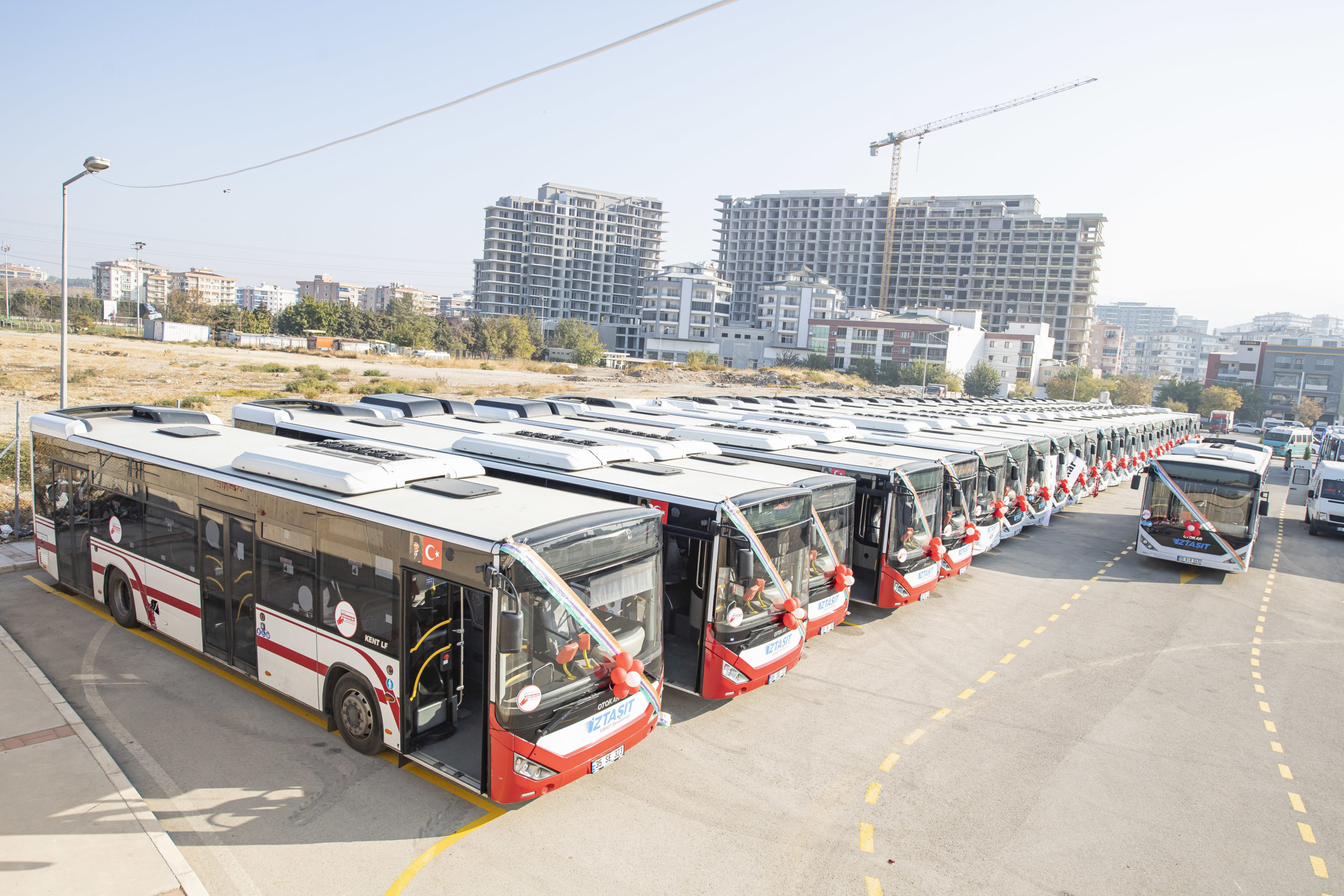 Otokar’dan İzmir Menemen’e 103 otobüslük dev teslimat
