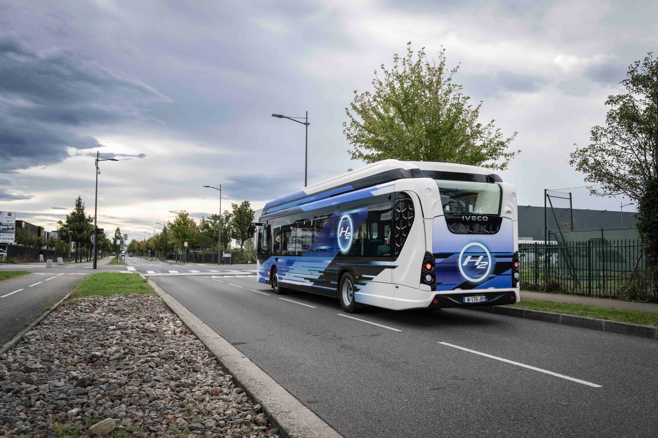 IVECO BUS, Busworld 2023’teki sıfır emisyonlu standında sürdürülebilirlik konusunda iddialı açıklamalarda bulundu