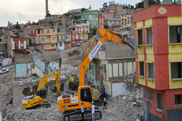 Sözde kentsel dönüşüm mahkemesi çetesine operasyon! 30 kişi gözaltına alındı!