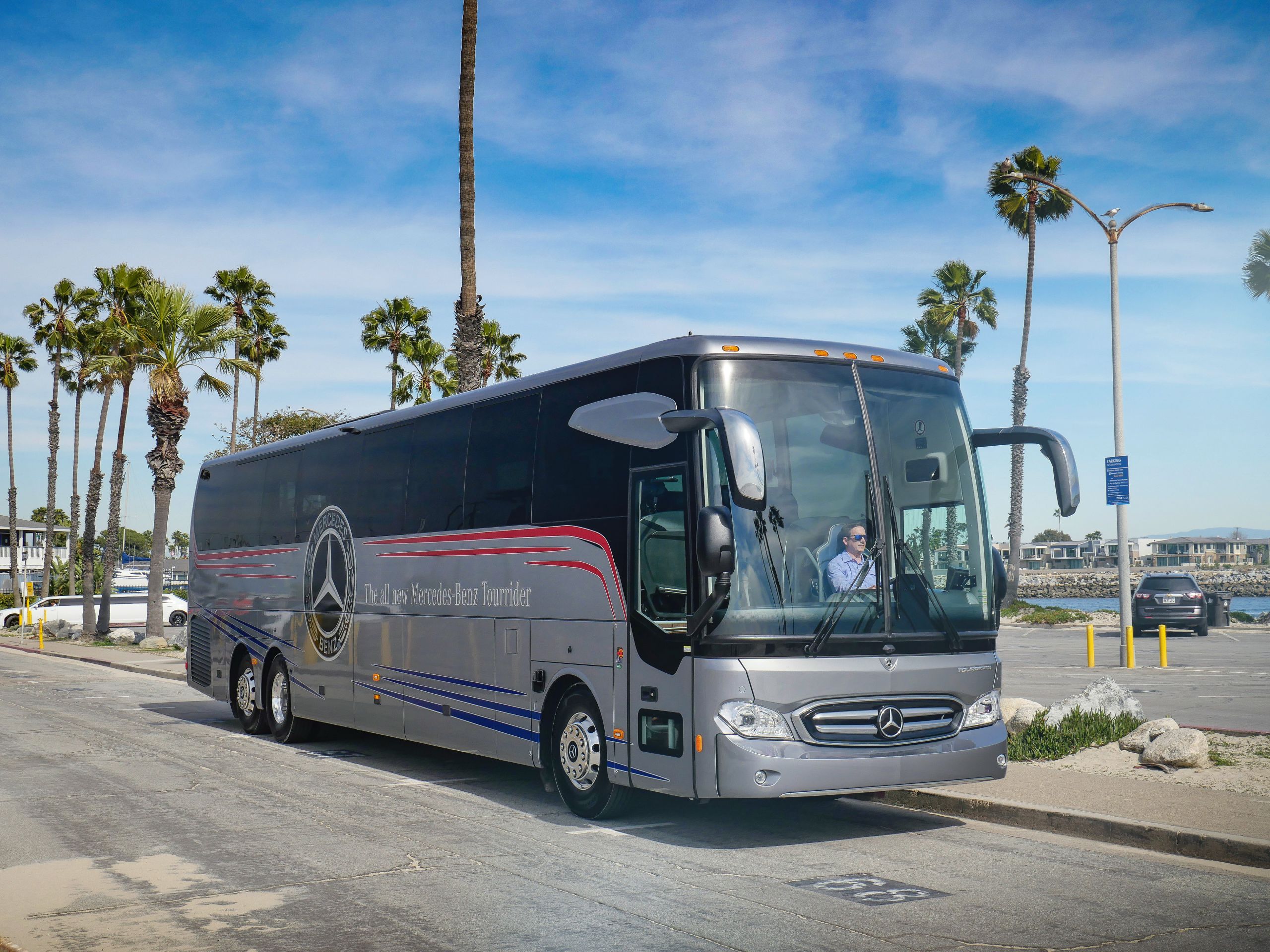 Türkiye’de üretilen Mercedes-Benz Tourrider ilk büyük siparişini aldı