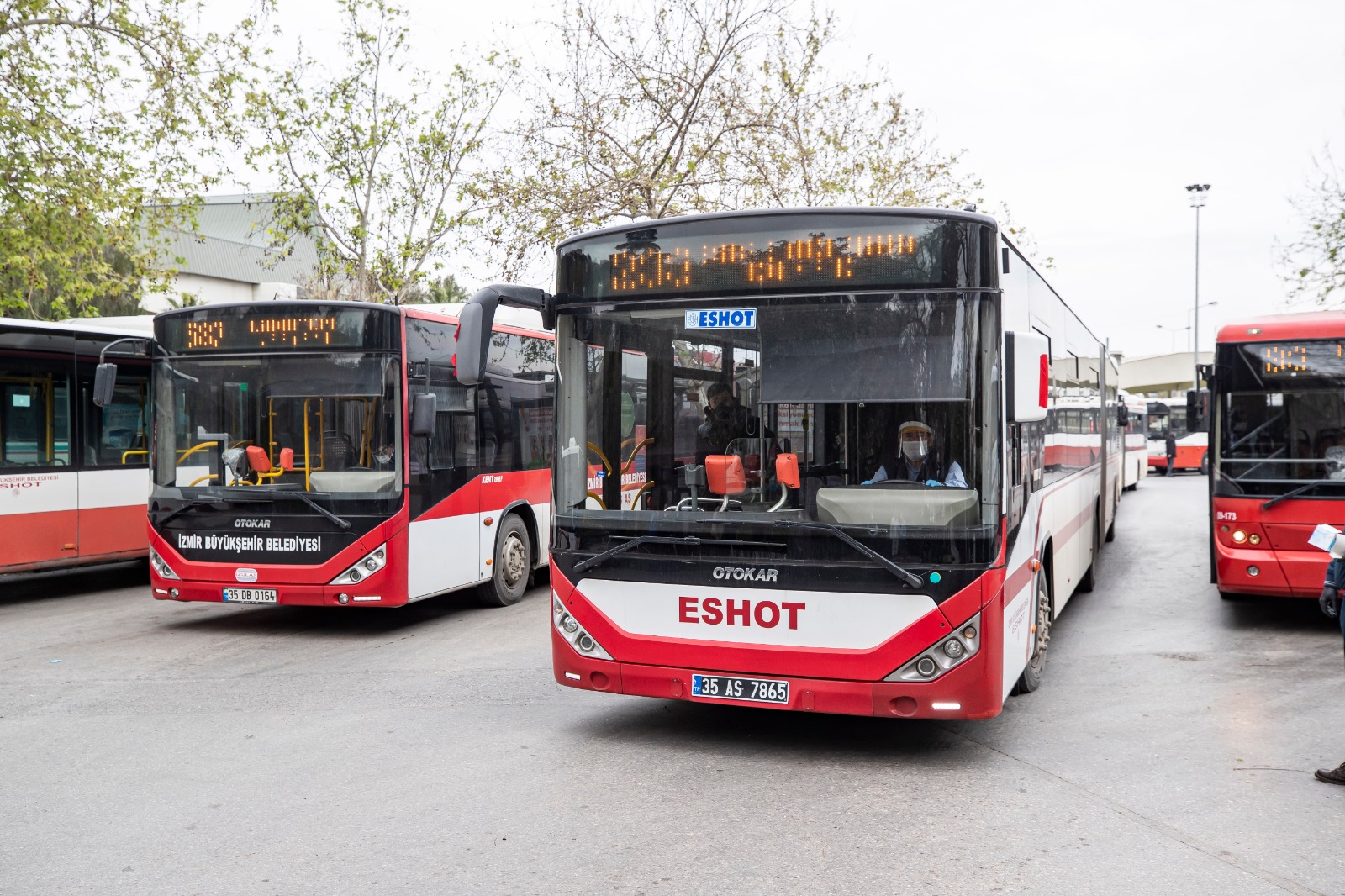 Halk Taşıt ile İzmirlilere 122 milyon TL’lik katkı