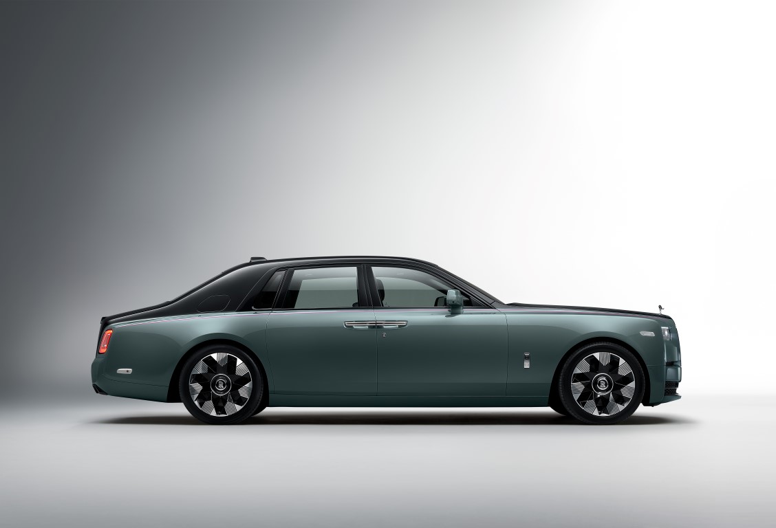 Rolls-Royce Phantom; Yeni bir ifade ile geliyor