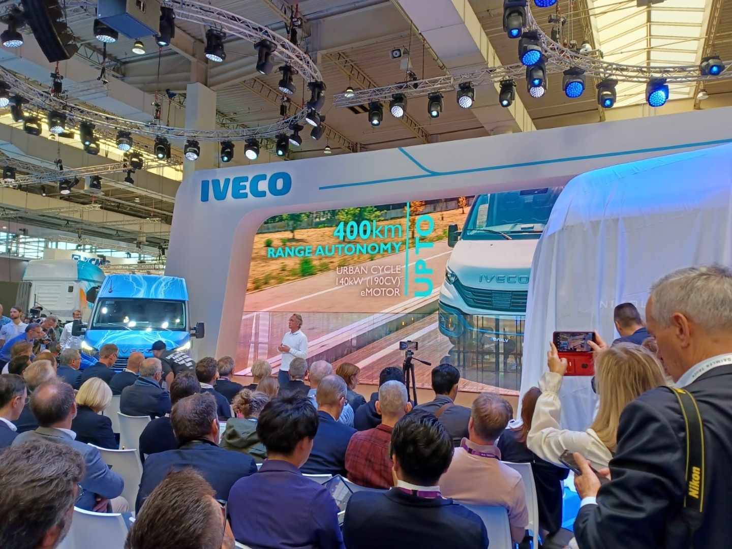 IVECO, IAA 2022’de tamamı alternatif yakıtlı araçlardan oluşan yeni ürün gamını sergiledi