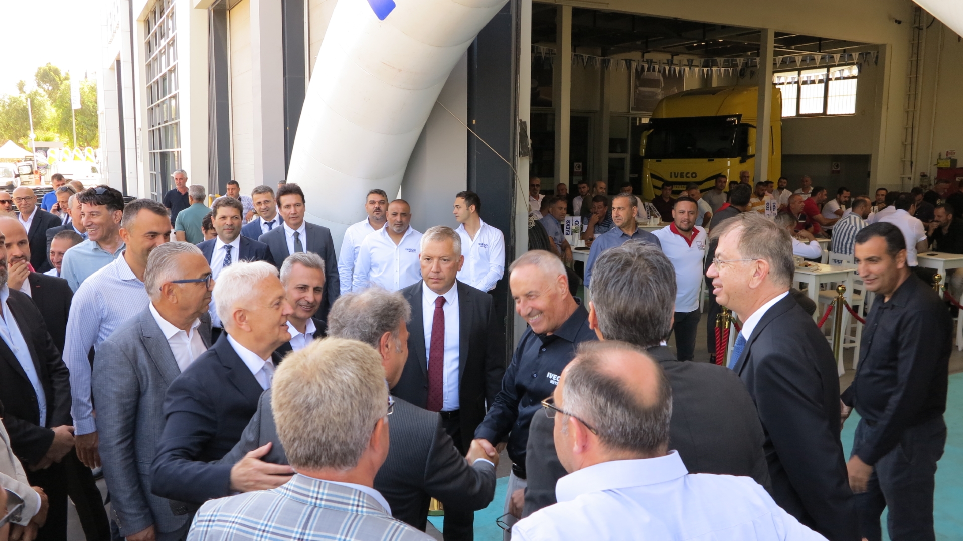 IVECO, İzmir’de Meyeks ile yoluna devam ediyor