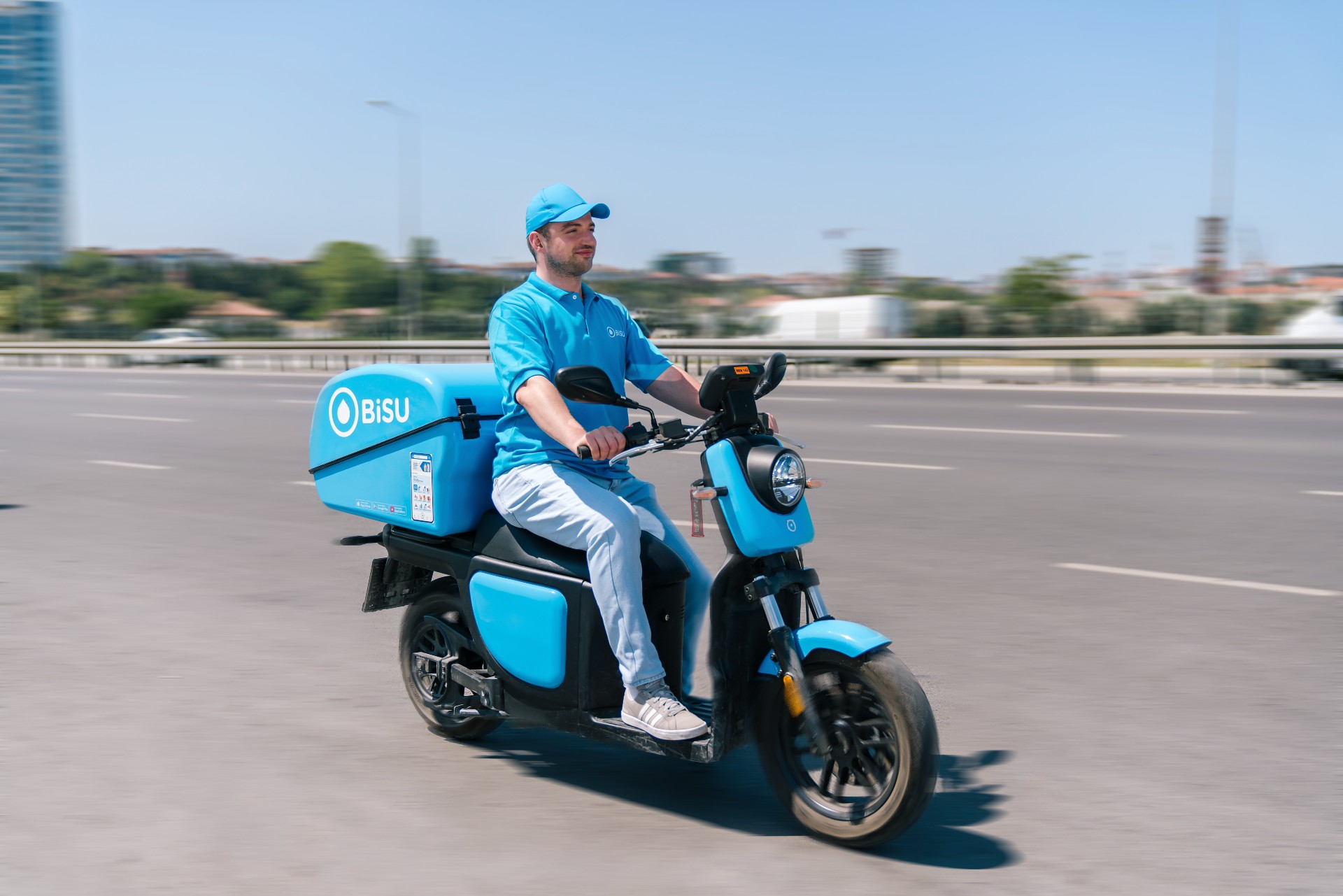 BiSU’nun Çevreci Filosuna, Rakun’dan 100 elektrikli motosiklet